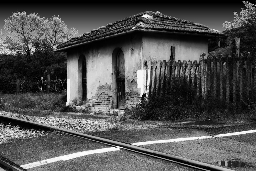 Tuscan Train Stop #66